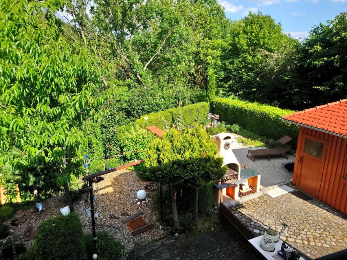 Ferienhaus Nr 2 - Das Kleine Haus Im Haus Heiligenstadt in Oberfranken Luaran gambar